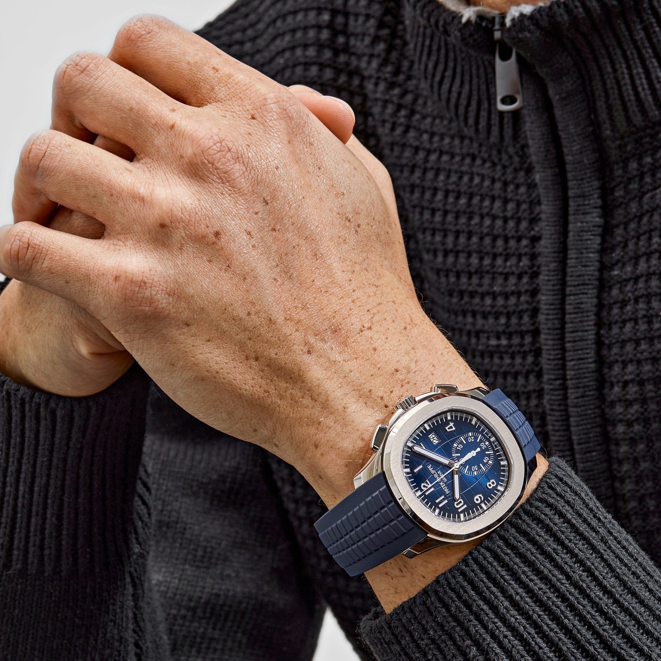 Patek Philippe Aquanaut 5968G-001 White Gold Blue Dial (2024)